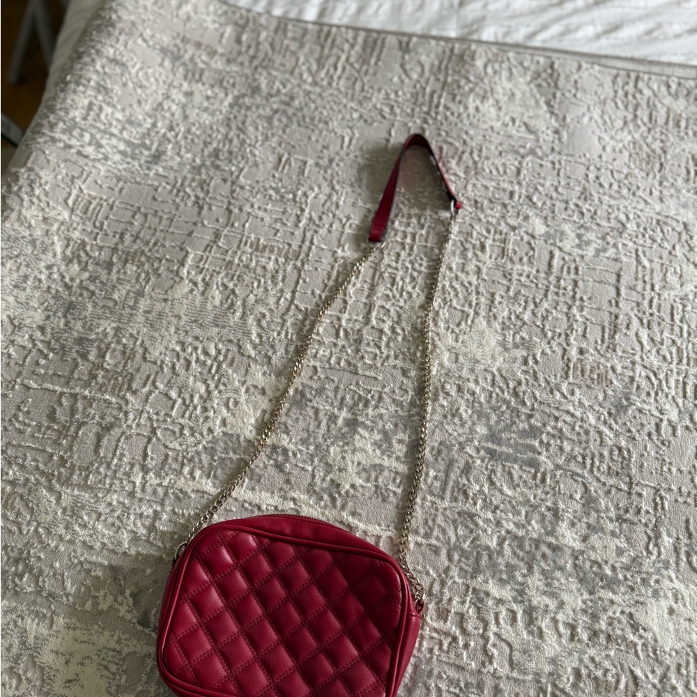 Elegant Red Quilted Shoulder Bag
